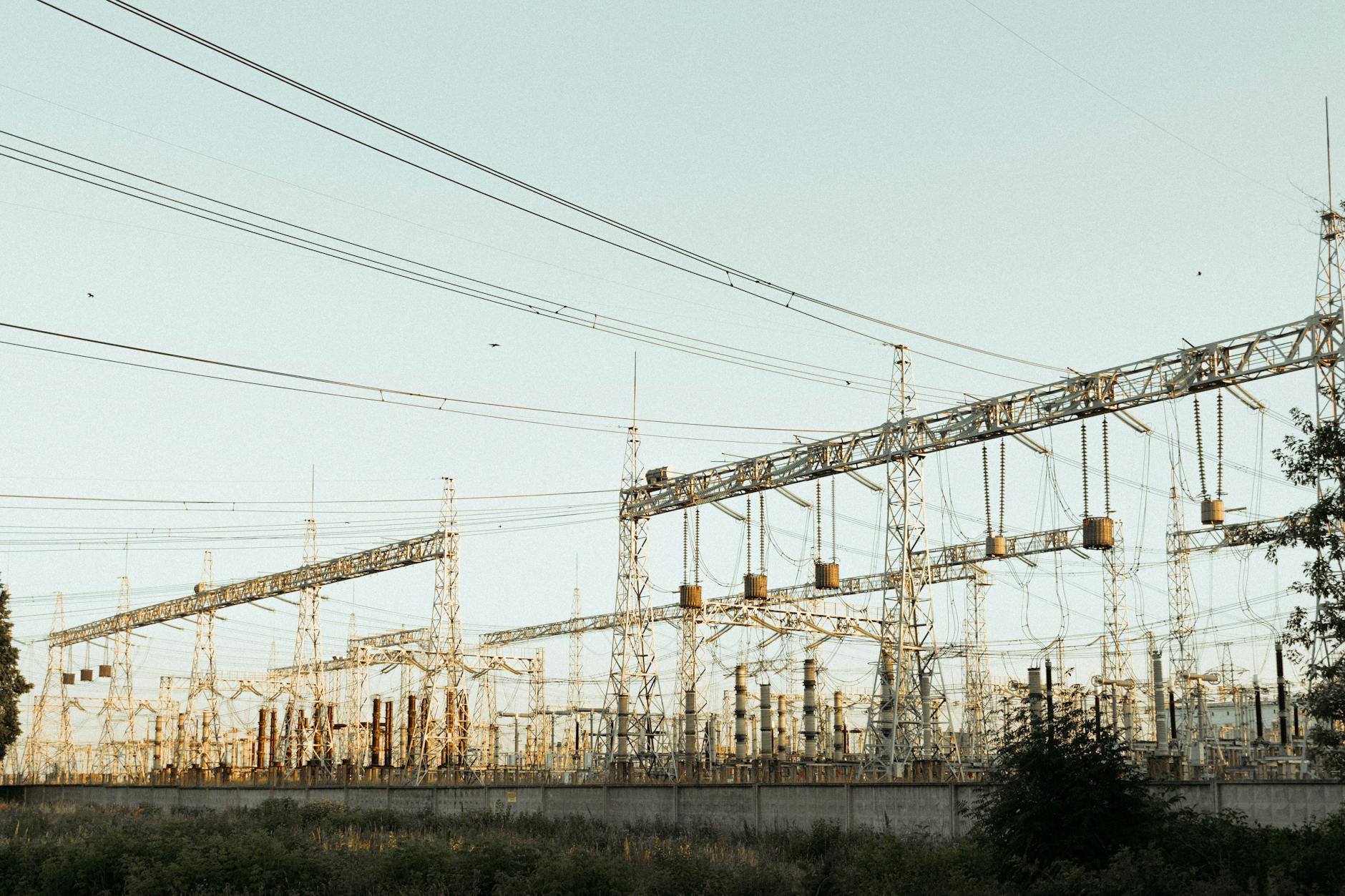 Netzasset Management Energieversorger – Stromleitungen und Transformatoren